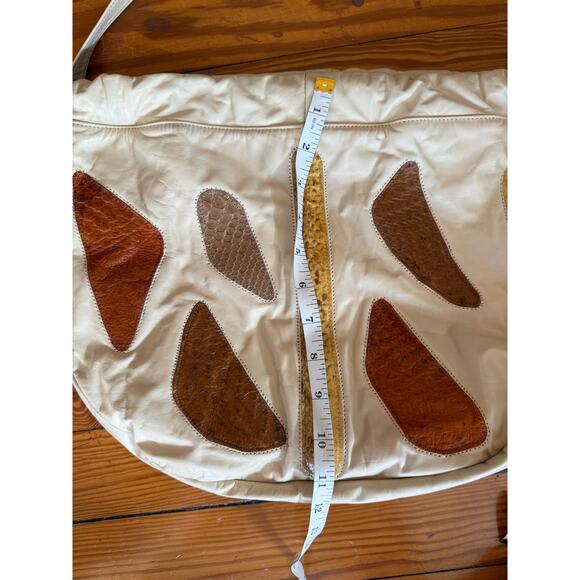 1980s Exotic Patchwork Leather Drawstring Shoulder Bag - Picture 8 of 9
